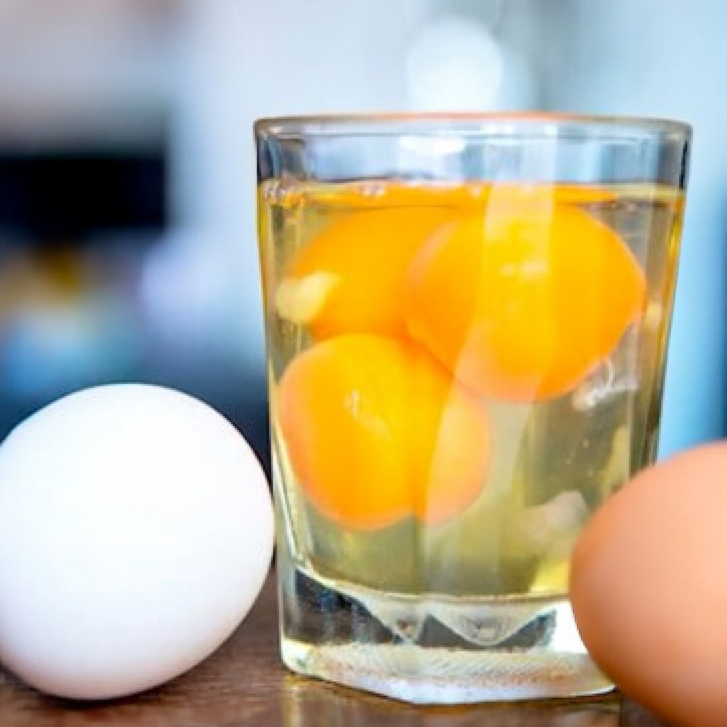 Tasapainotettu proteiinipakkaus munilla